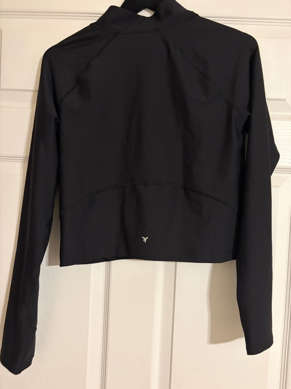 Old Navy Active PowerSoft Cropped Quarter-Zip Performance Top - Black - Large - Picture 3 of 4